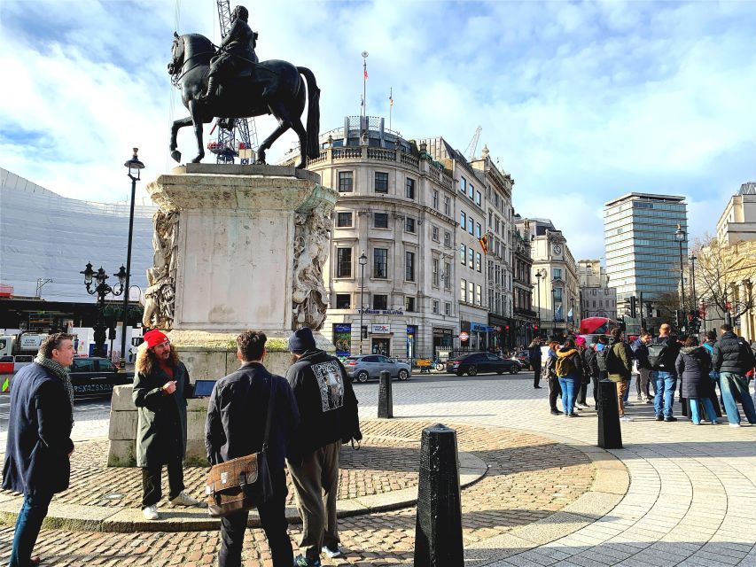 London: James Bond and Spies Walking Tour - Somerset House and the Strand: architecture with a spy-film edge
