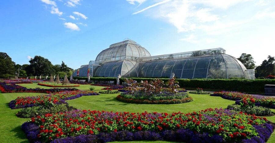London: Kew Gardens Admission Ticket - Kew Palace, royal rooms, and Georgian kitchens