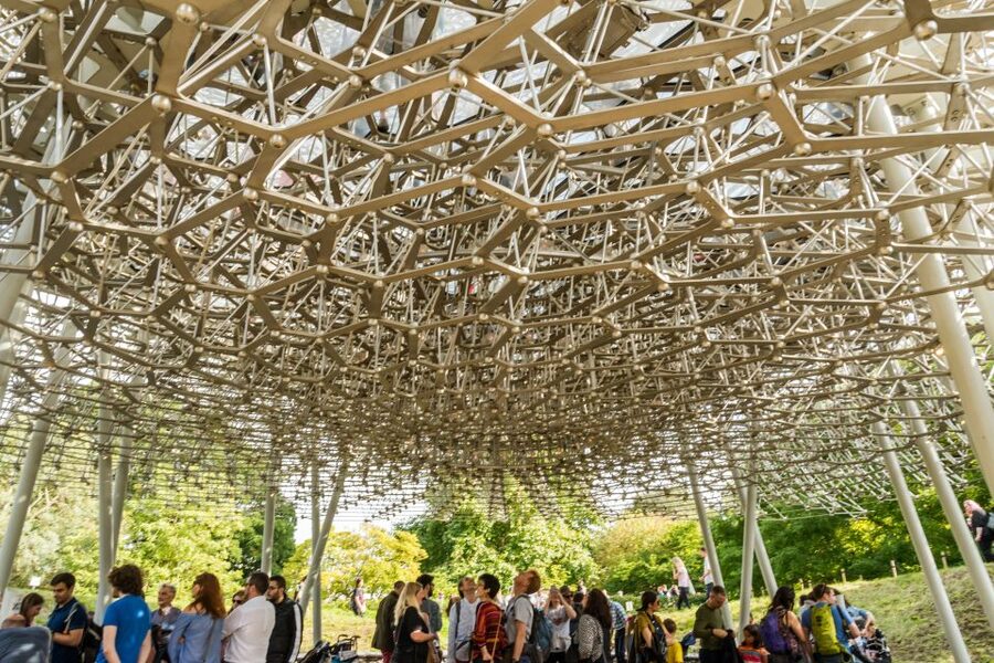 London: Kew Gardens Admission Ticket - Art galleries, sculpture, and seasonal exhibitions