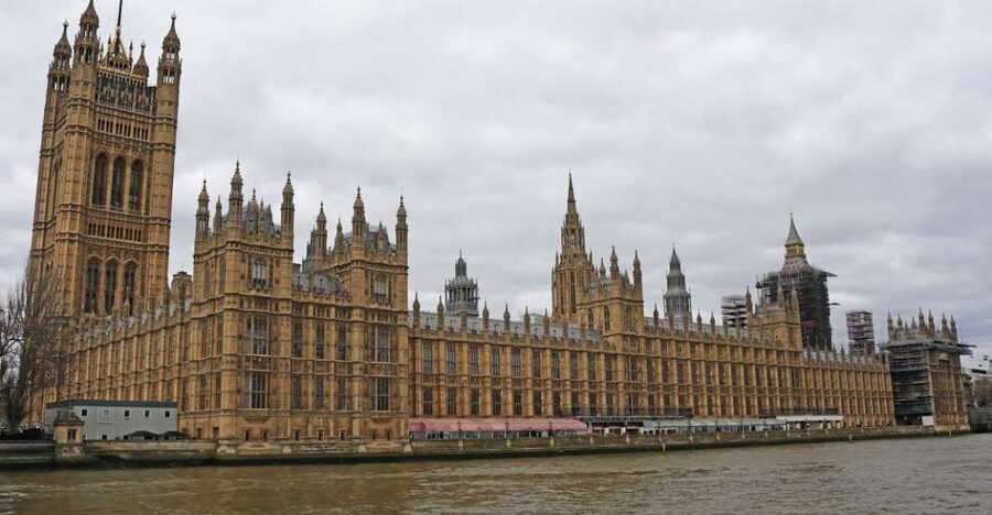 London: Kew to Westminster River Thames Cruise - Price, timing, and practical value