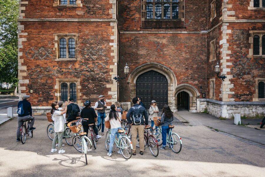 London: Landmarks & Secrets Bike Tour with Pub & Street Art - Who will enjoy this ride most