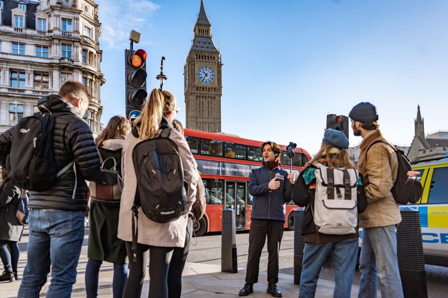 London: Landmarks Walking Tour & Harry Potter Walking Tour - Following the Harry Potter Trail Through Central London