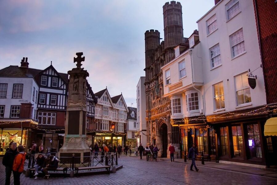 London: Leeds Castle, Canterbury, Dover, Greenwich Day Trip - Who should book this day trip?