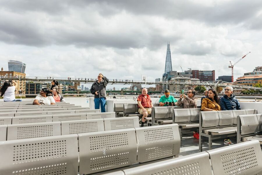 London: London Eye, River Cruise, & Hop-on Hop-off Bus Tour - Start with the bus to get your bearings