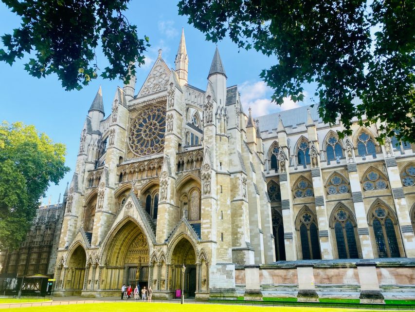 London: London in WW2 and Churchill War Rooms Entrance - Why the guide-led first half matters