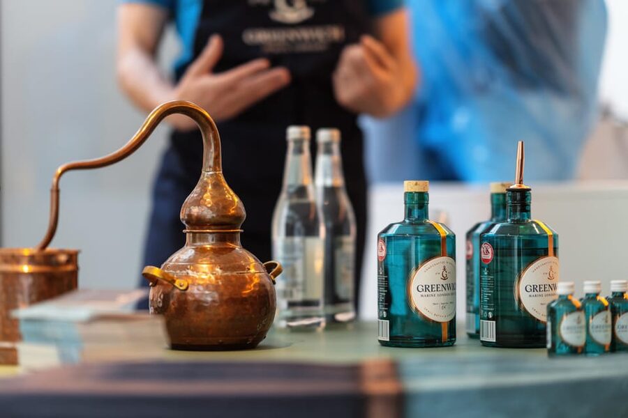 London: Make Your Own Gin Workshop with Take-home Bottle - Sampling pure botanical distillates
