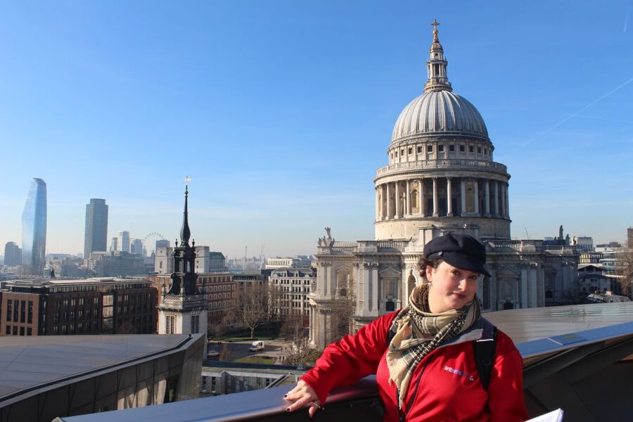 London: Mary Poppins Walking Tour - Starting at Temple Tube Station