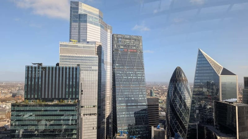London: Modern Architecture & Building Guided Walking Tour - Why this London architecture walk feels different