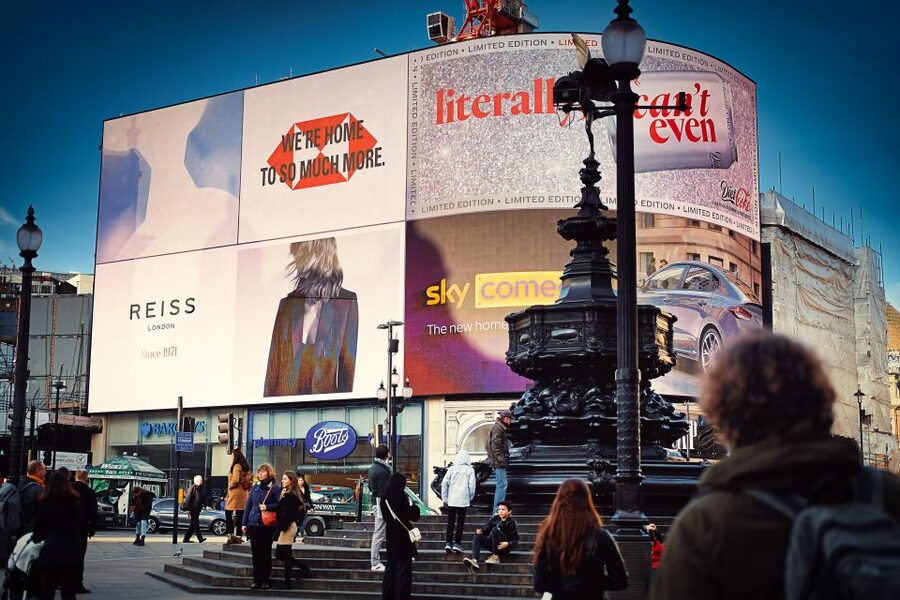 London Must-See 3 Hours Walking Tour - Horse Guards Parade at Whitehall