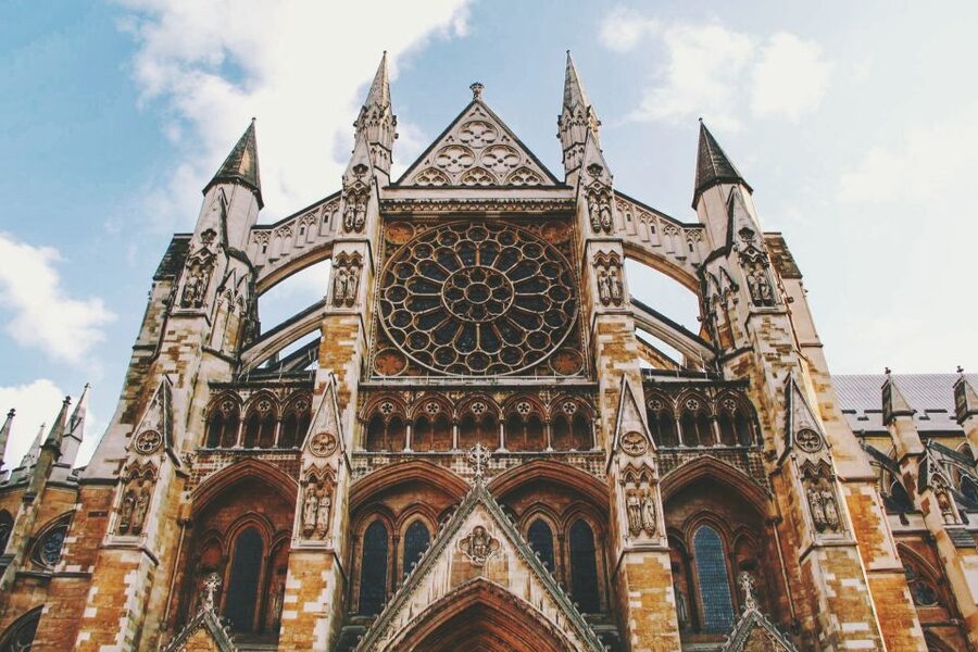 London Must-See 3 Hours Walking Tour - Starting at Piccadilly Circus and Waterloo Place