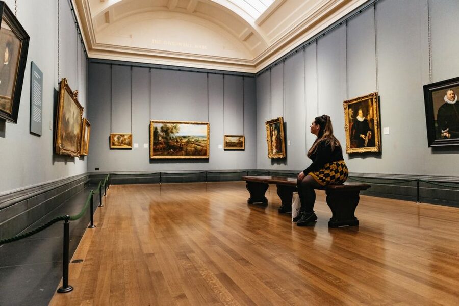 London: National Gallery Guided Tour with Art Expert Guide - How the guides bring paintings to life