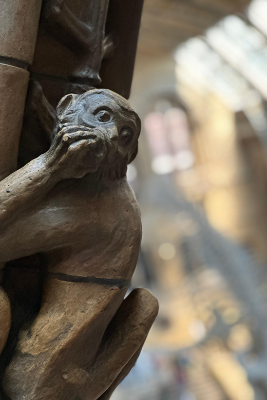 London: Natural History Museum Private Guided Tour - Dinosaurs first, with more than movie monsters