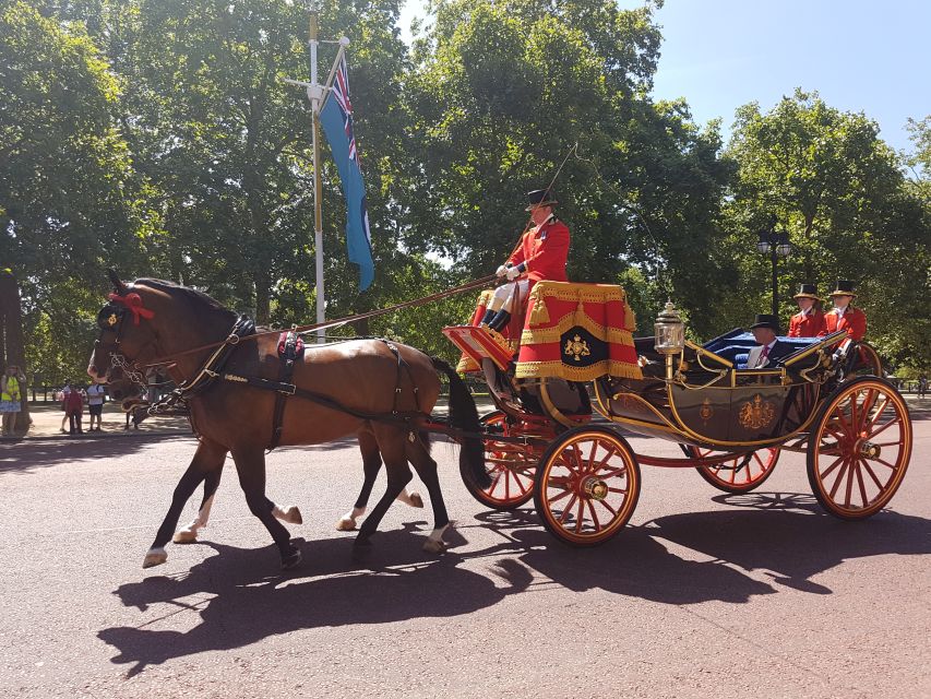 London: Palaces and Parliament Walking Tour - Seeing the London Eye and other sights along the way