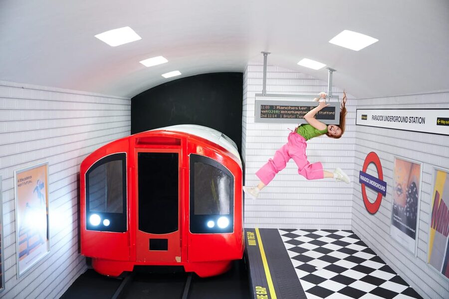 London: Paradox Museum Entry Ticket - Camouflage Room: Start by Questioning Your Eyes