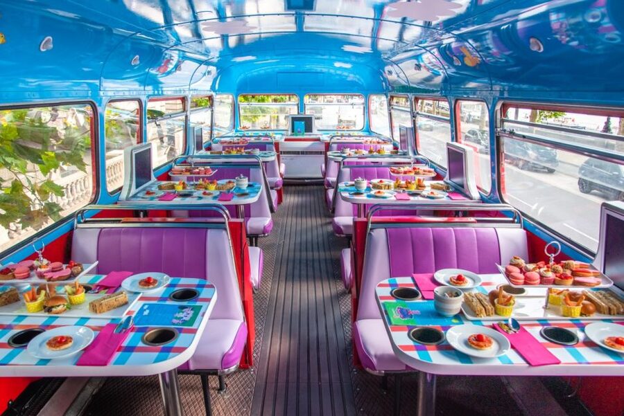 London: Peppa Pig Bus Tour with Entertainment - What the 90-minute route includes