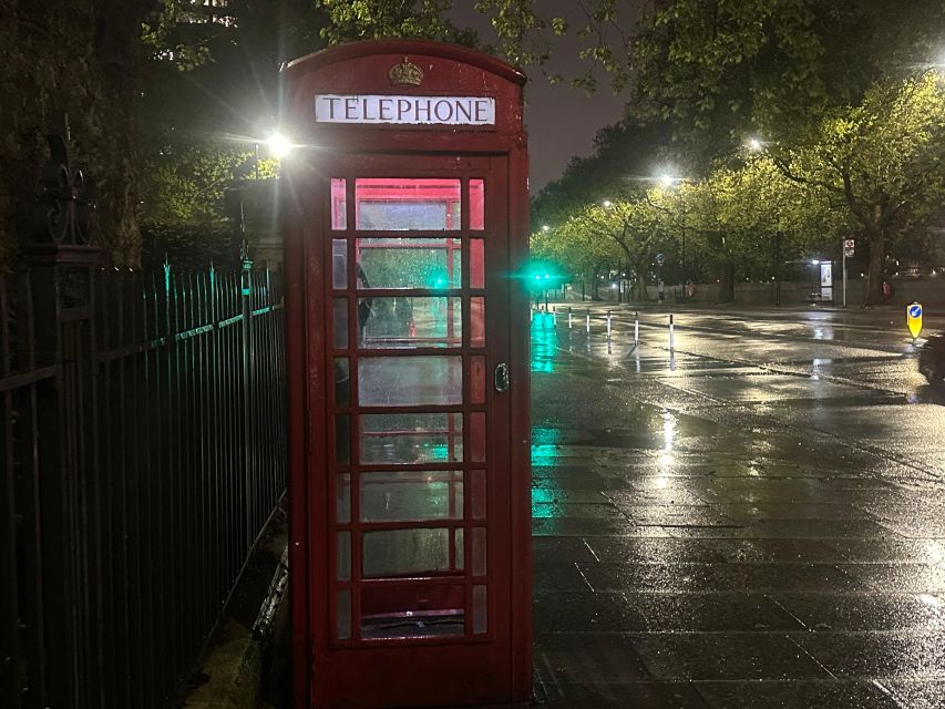 London: Private Black Cab Night Tour with Hotel Pick Up - A route that can include your own interests