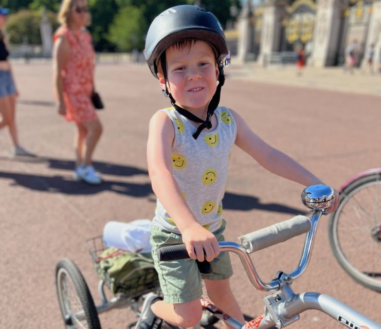 London: Private Family Guided Bike Tour with Childseats - Starting near Lambeth North