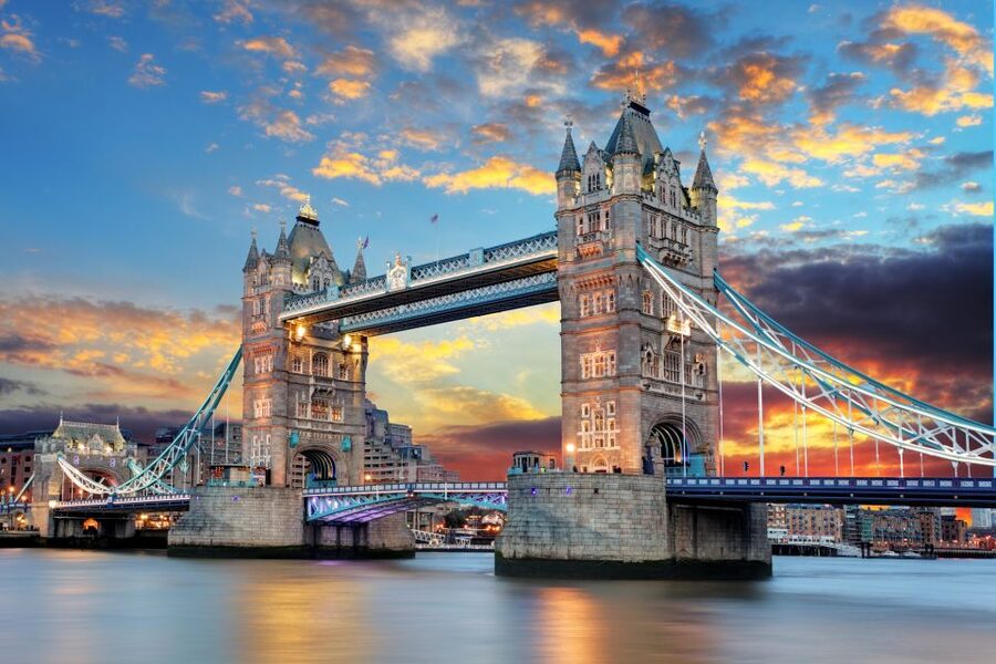 London: Private Guided Tour of Top Highlights by Car - How the price compares with the experience