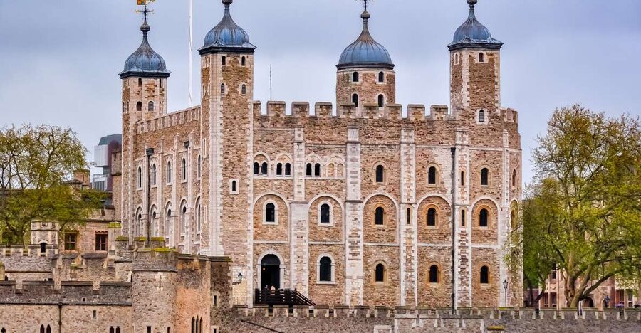 London: Private Guided Tour of Top Highlights by Car - The three-hour route: London’s essential sights from outside