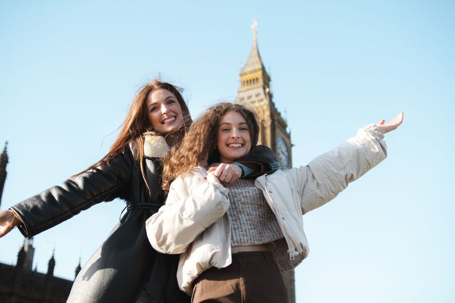 London: Private Landmark Tour with Professional Photographer - The London Eye photo stop