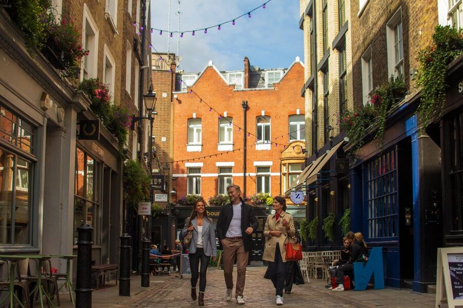 London: Private Personalized Tour with a Local Host - Choosing the right host and setting expectations