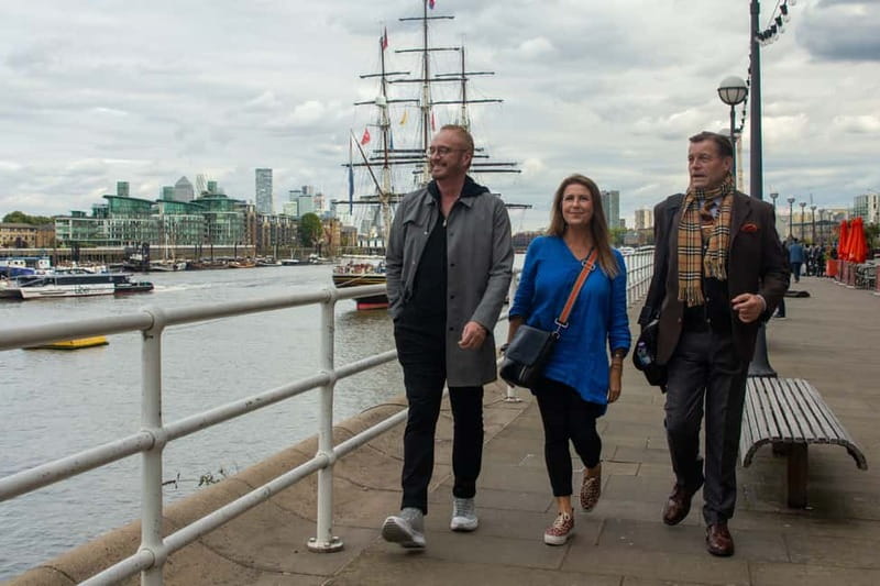 London: Private & Personalized Tour with a Local Insider - Matching with your London host before the tour