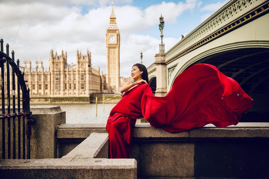 London: Private Photoshoot with Video Clip Option - Who gets the most from this experience?