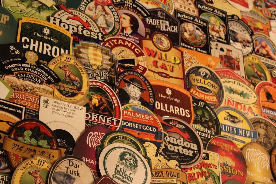 London: Private Pub Tour - The middle stops: choosing ales, cider, and spirits