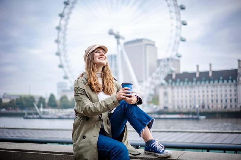 London: Private travel vacation photoshoot -Romantic Special - Why a London photoshoot works so well here