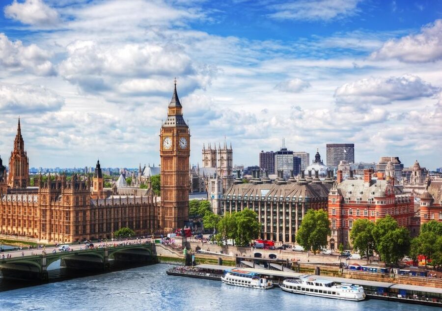 London: Private Walking Tour in Spanish - The Shard, London Bridge, and Tower Bridge