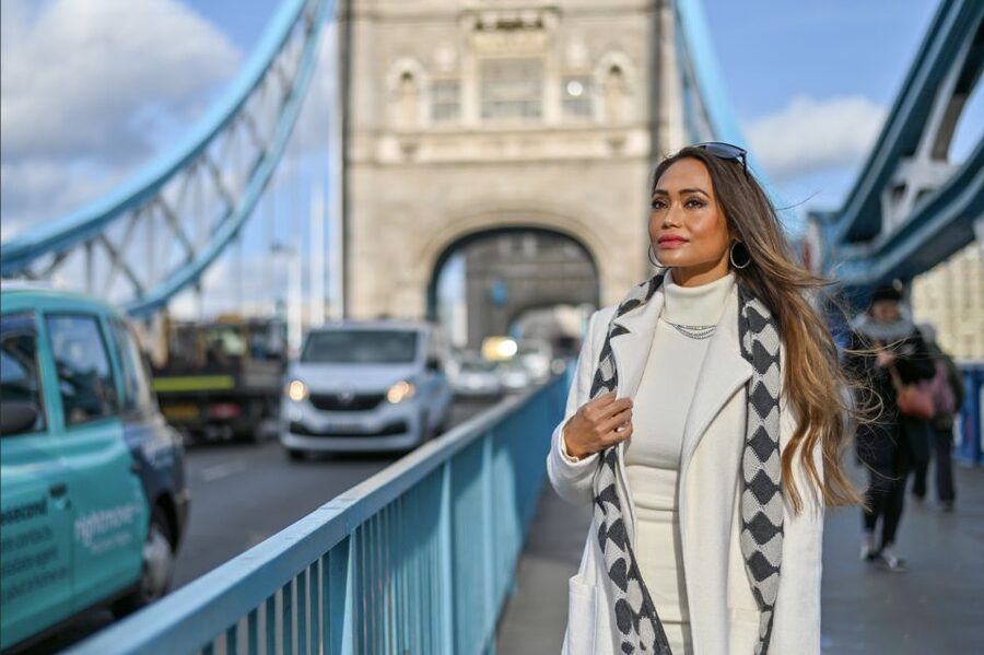 London: Professional Private Photoshoot and Edited Photos - St Paul’s Cathedral and the first set of portraits