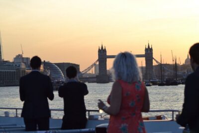 River Thames Evening Cruise with Bubbly and Canapés