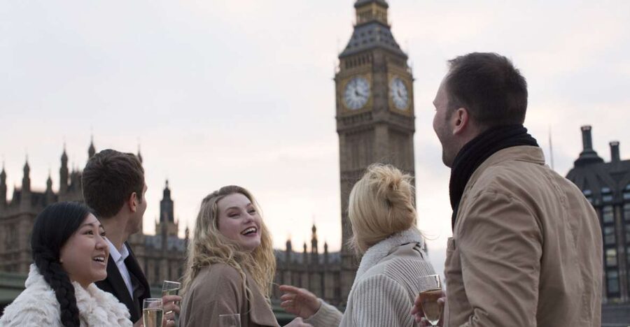 London: River Thames Evening Cruise with Bubbly and Canapés - Canary Wharf and the changing skyline
