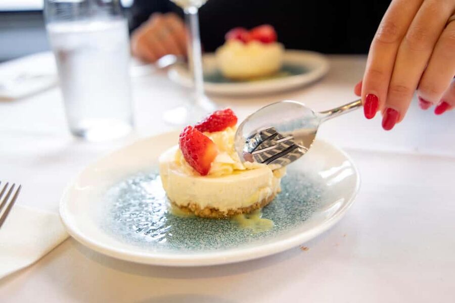 London River Thames Lunch Cruise - Should you book the London River Thames Lunch Cruise?