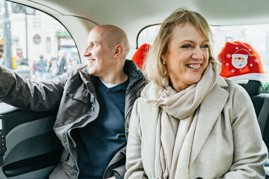 London: Rock and Roll Taxi Tour - Holland Park and Jimmy Page’s Victorian home