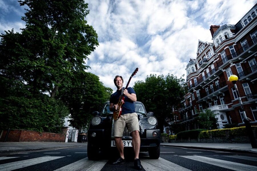 London: Rock N Roll Beatles Private Black Cab Tour - Lennon, McCartney, and the homes behind the music