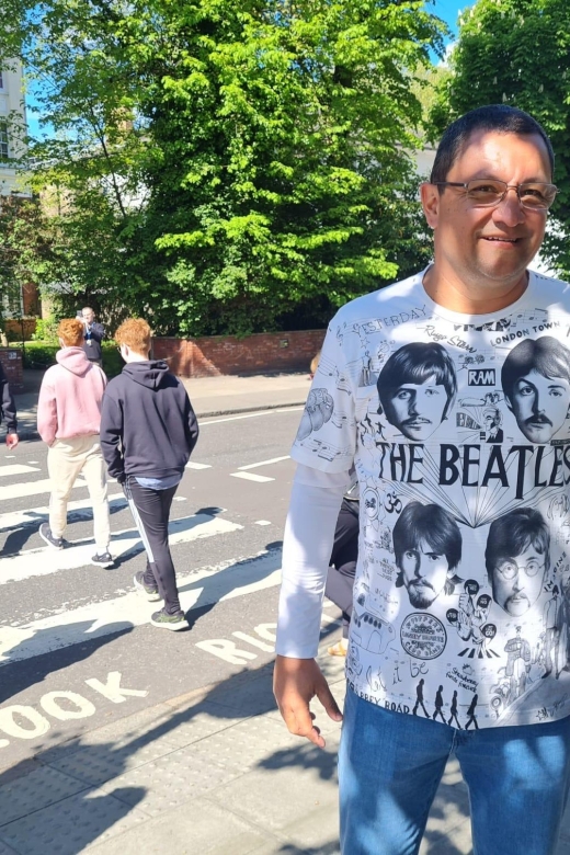 London: Rock N Roll Beatles Private Black Cab Tour - The London Palladium and Royal Albert Hall