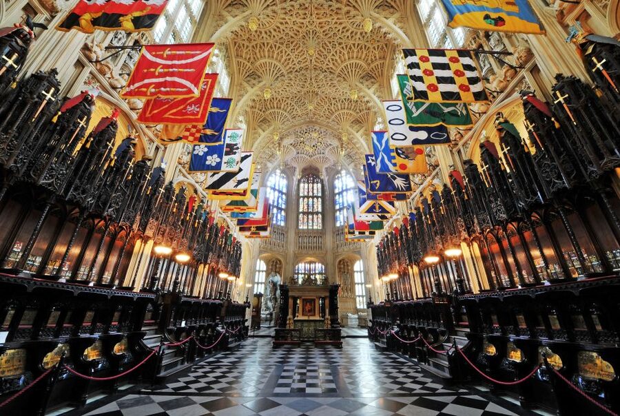 London: Royal Tour with Westminster Abbey & Afternoon Tea - Starting at Victoria Coach Station