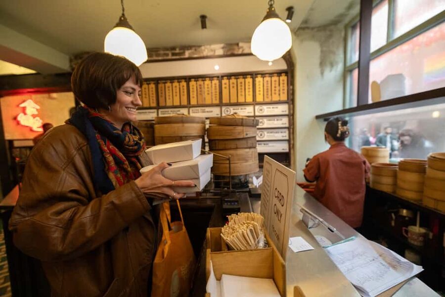 London's Best Bites: Soho & Chinatown Food Tour - Bun House and the move into Chinatown