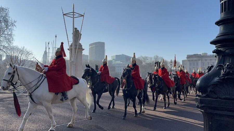 London’s Royal Family and Changing of the Guard Tour - Horse Guards Parade and the military side of monarchy