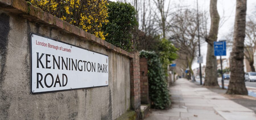 London: Self-Guided Notting Hill Walking Tour with an APP - Lansdowne Crescent and Ormrod Court