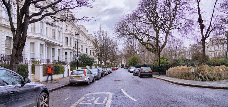 London: Self-Guided Notting Hill Walking Tour with an APP - St Luke’s Mews and the movie connection