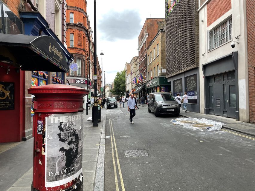 London: Sex Pistols and Punk Music Walking Tour - Why this Sex Pistols walk works in Soho