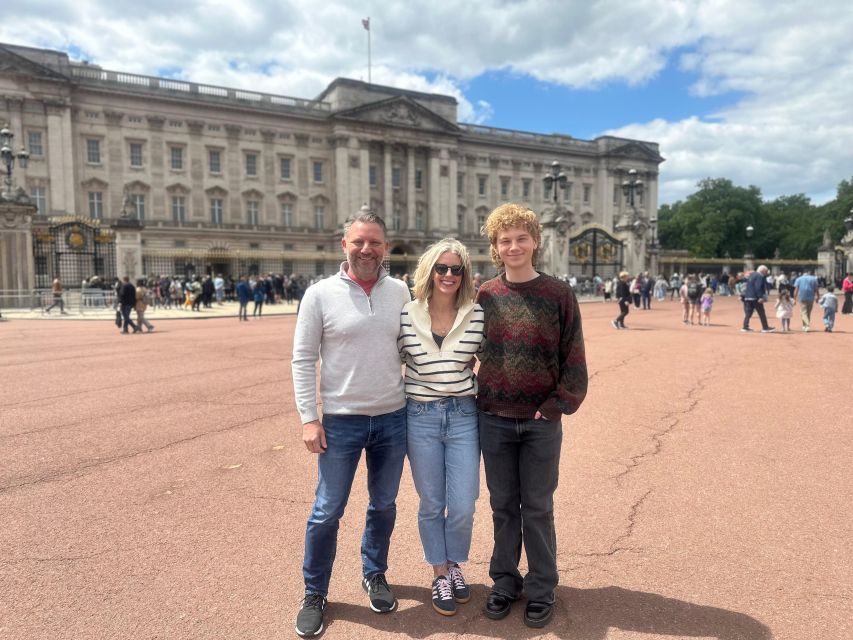 London: Sightseeing Black Cab Tour with Hotel Pickup - Westminster in one concentrated stretch