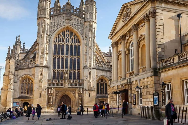 London: Small Group Stonehenge and Bath Tour & Secret Site - Why the optional walking tour matters
