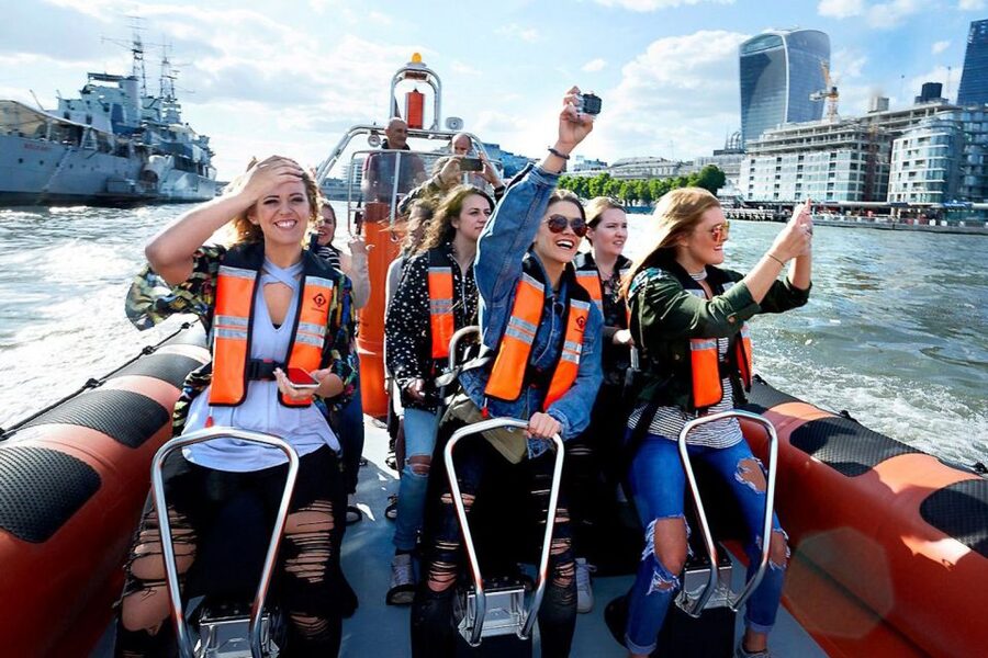 London: Speedboat Tour Through Heart of the City - A fast start at Tower Bridge Quay