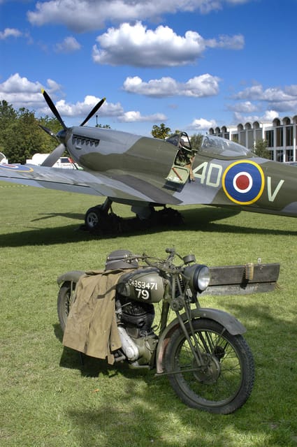 London: Spitfire Cockpit Experience - Sitting where a Spitfire pilot once sat