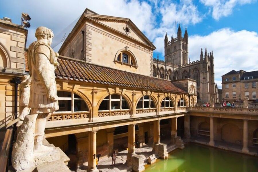 London: Stonehenge, Bath, Lacock, & Avebury Small Group Tour - Why this four-stop route works