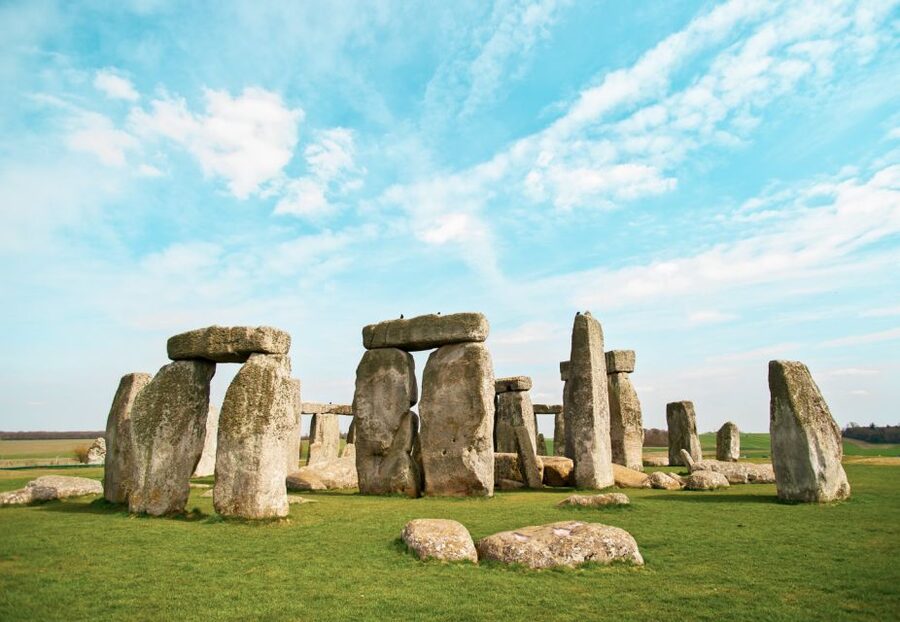 London: Stonehenge, Windsor, and Bath Day Trip by Bus - FAQ