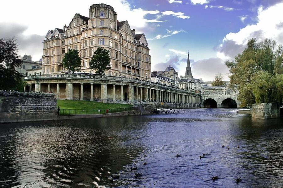 London: Stonehenge, Windsor Castle, Bath, Lacock & Pub Lunch - Is the price good value?
